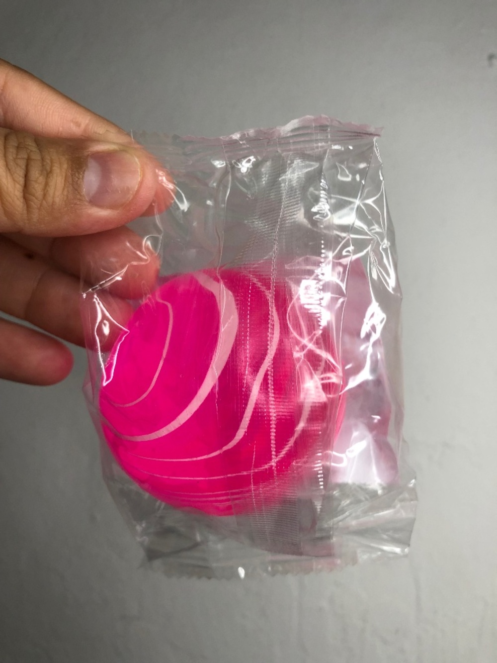PLAYSIDE Marble Squish Ball